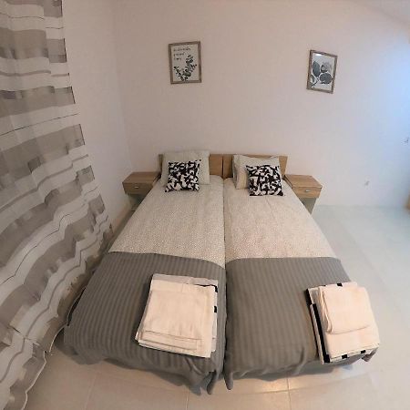 Ferienwohnung Rokicinska54 Com Łódź Exterior foto